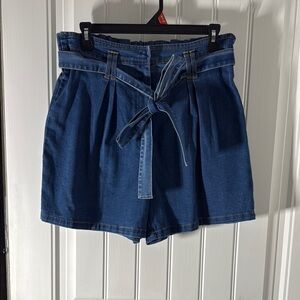 NWOT Women's Blue Denim Shorts